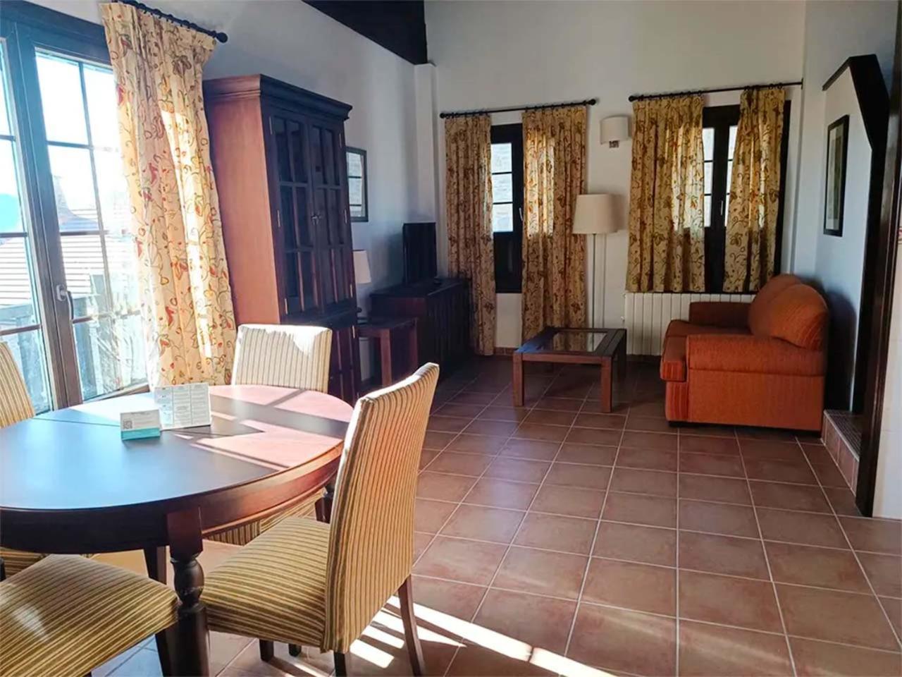Apartamentos Jaca Mirador De Badaguas 3000 Exterior foto